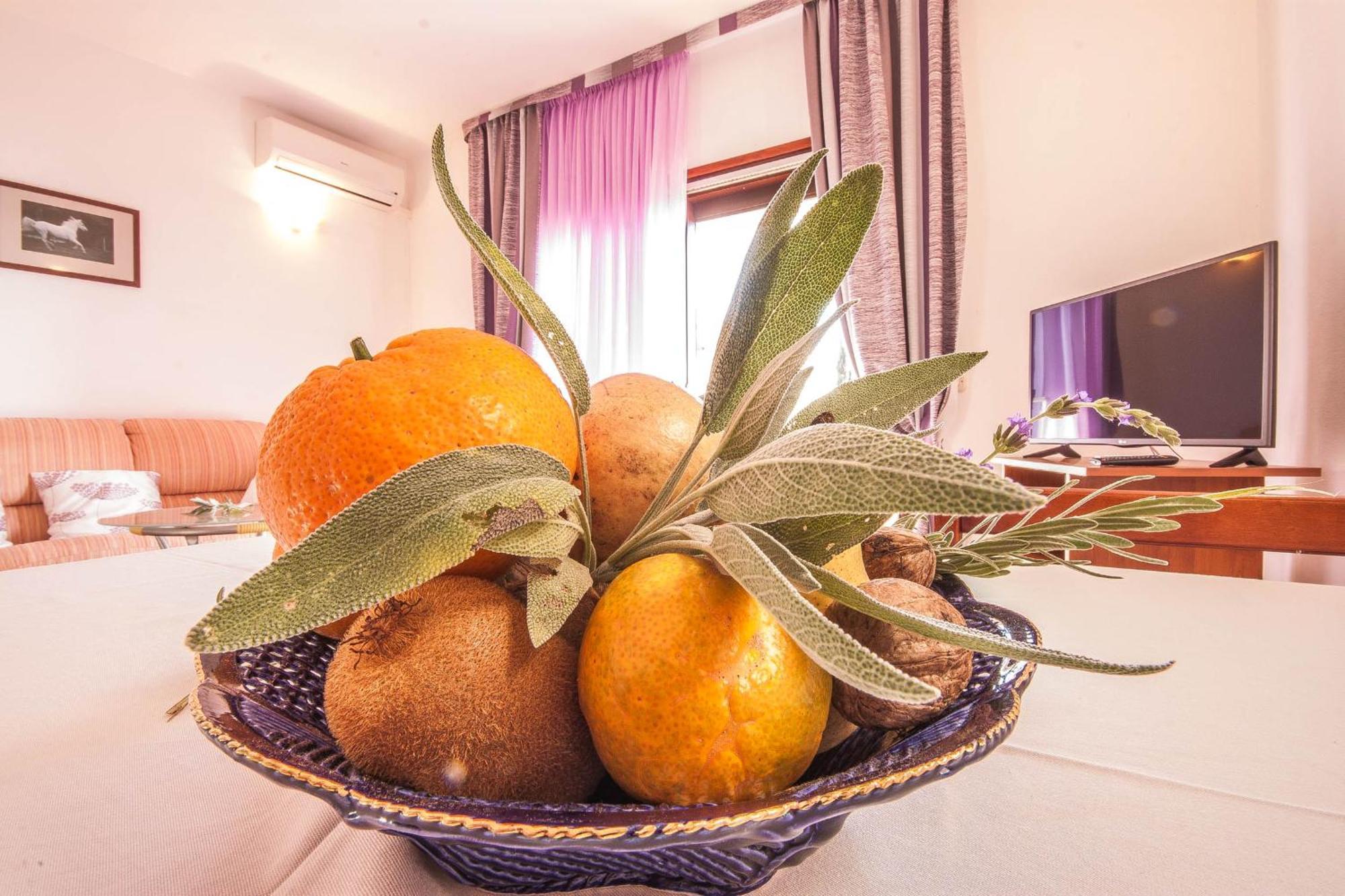 Apartments Rosanda Pakoštane Eksteriør billede